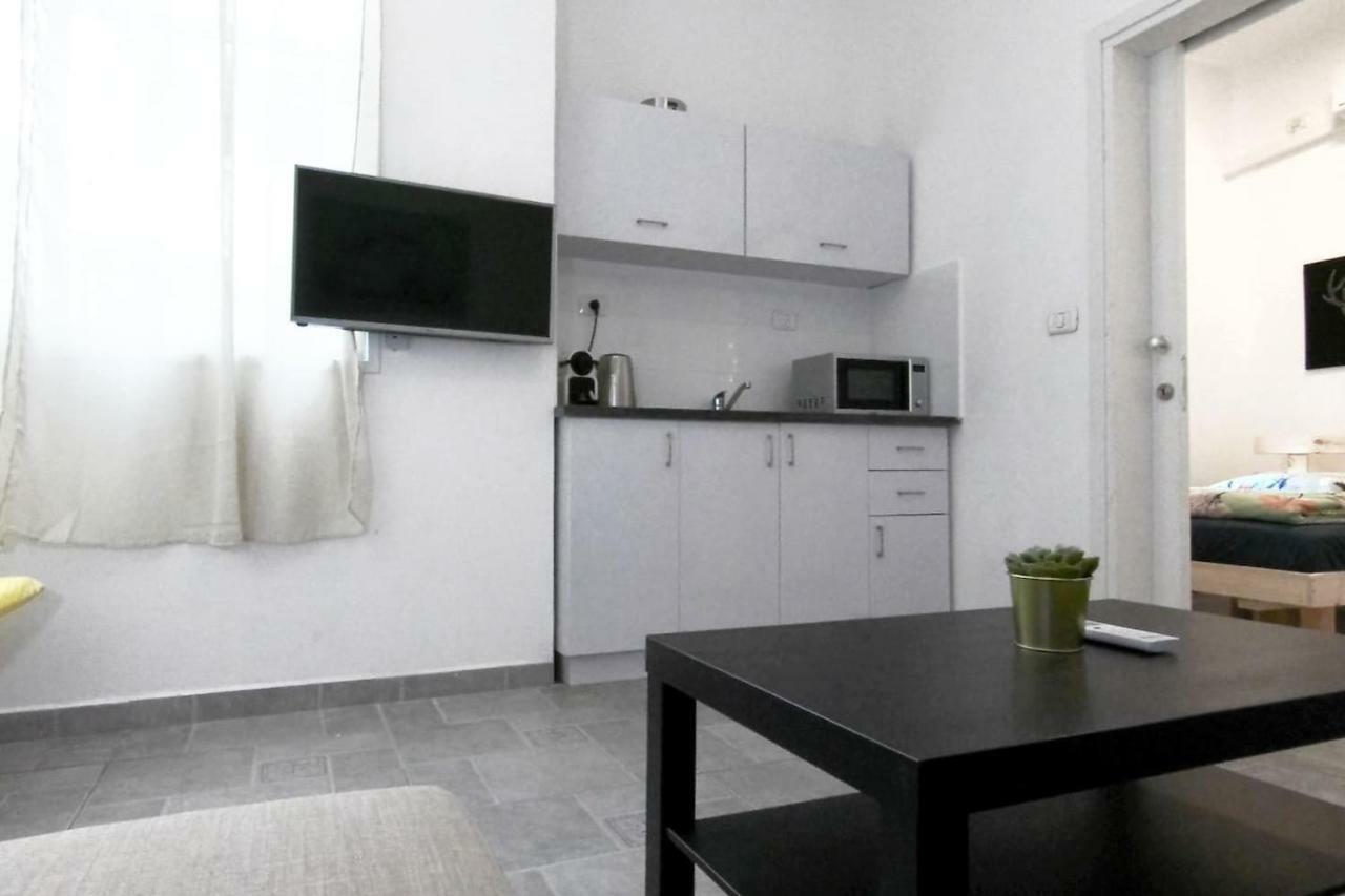 Trendy Apartments In The Heart Of Florentin With Free Netflix Tel Awiw Zewnętrze zdjęcie